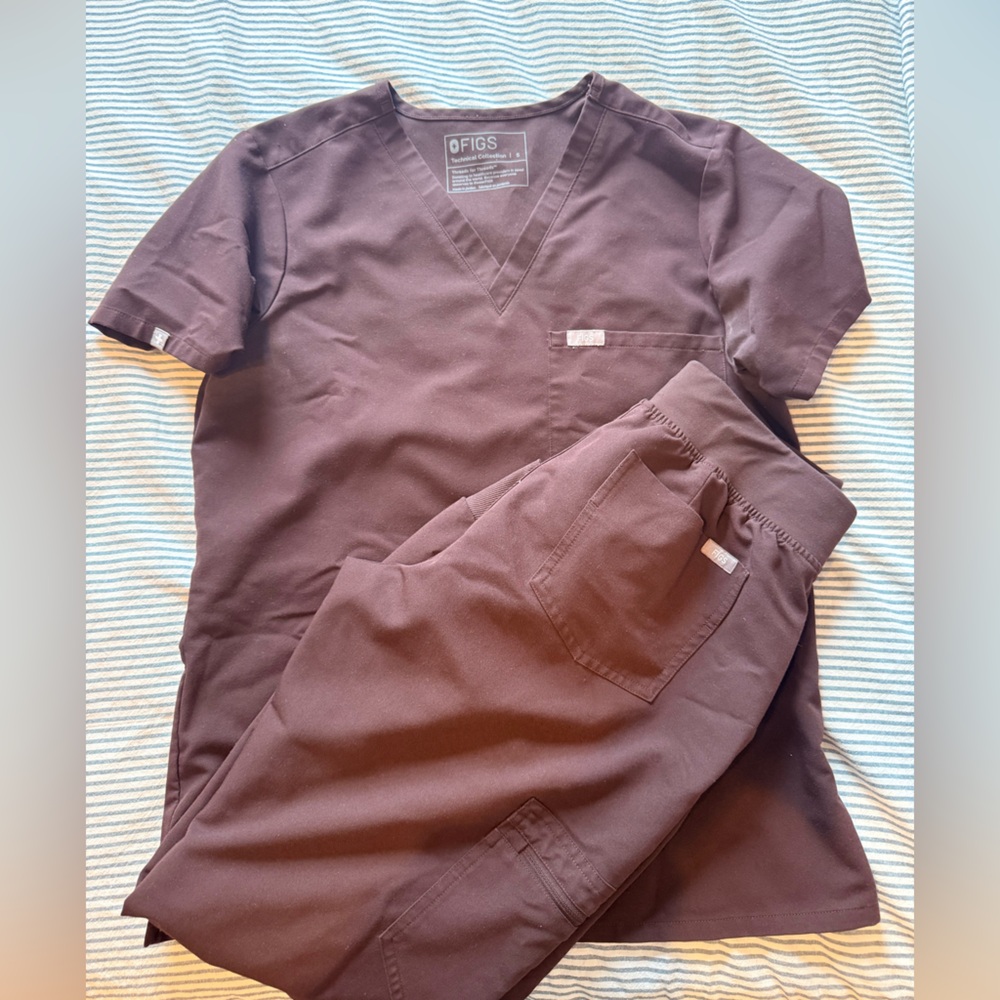 Figs Scrub Set in Espresso